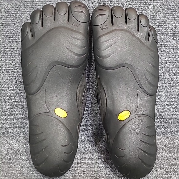 Vibram Five Fingers M148 KSO Mens Sz 11 EU 45 Black Barefoot Running Fitness - Picture 9 of 11